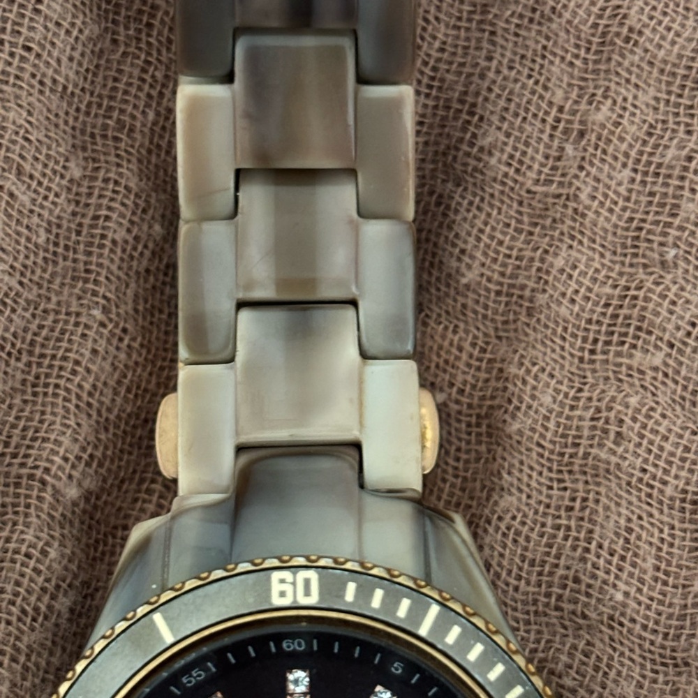 Fossil Women's Watch with Black Dial and Gold Highlights